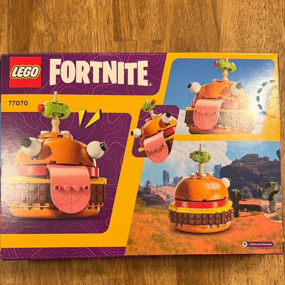 LEGO Fortnite Durr Burger Set - Orange and Pink - Never opened